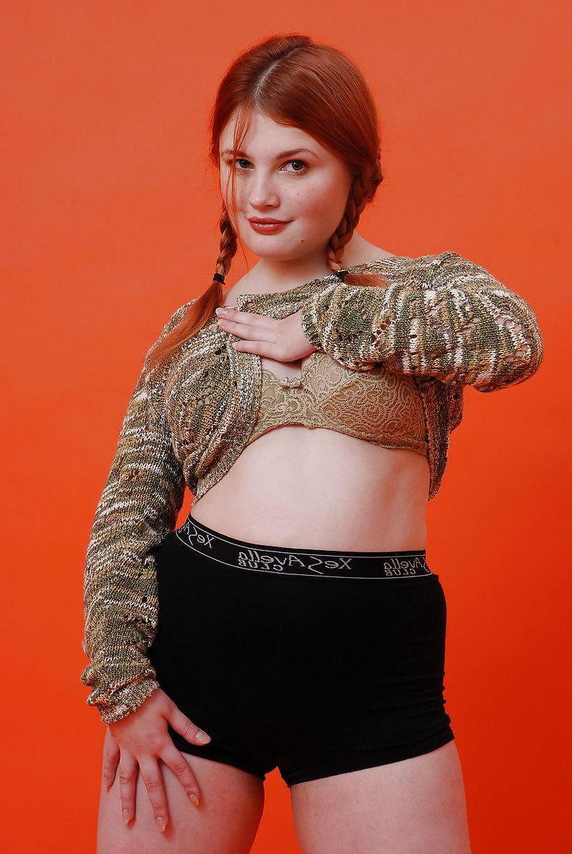 25P ANYA - MY ABSOLUTE FAVORITE TEEN II