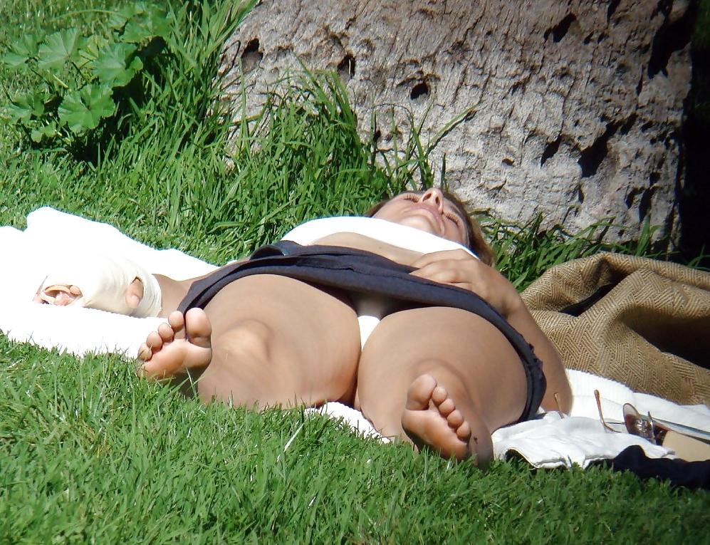 25P Voyeur Upskirt  #8