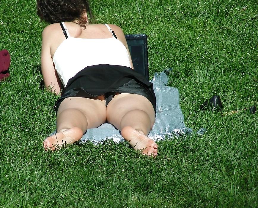 25P Voyeur Upskirt  #8
