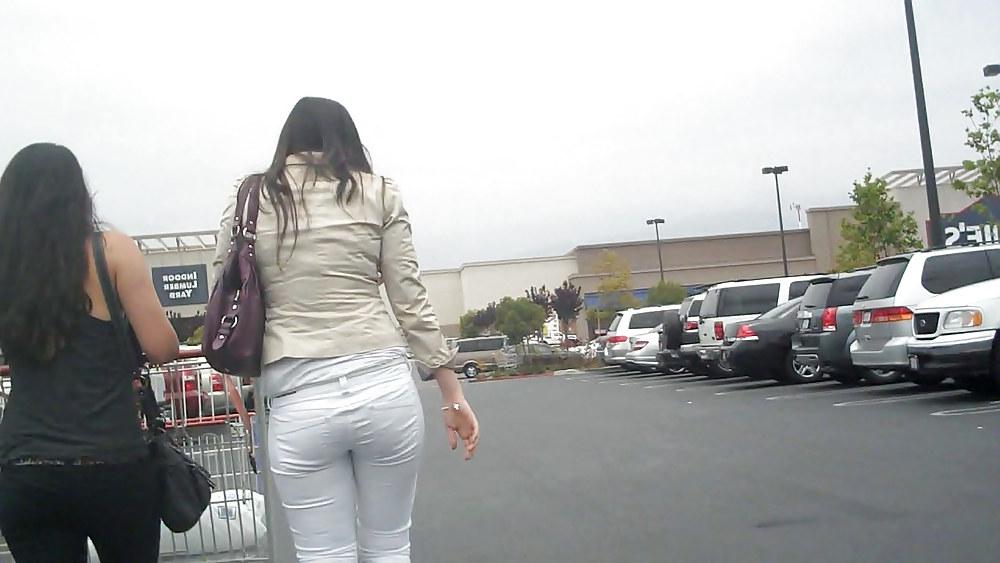 25P Nice sexy ass & butt in white jeans looking good