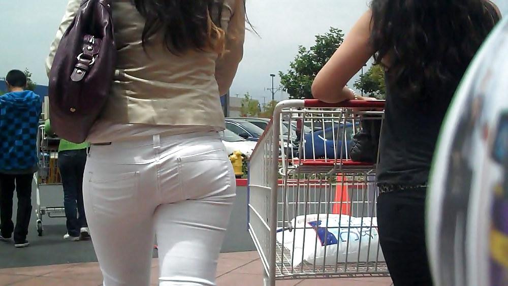 25P Nice sexy ass & butt in white jeans looking good
