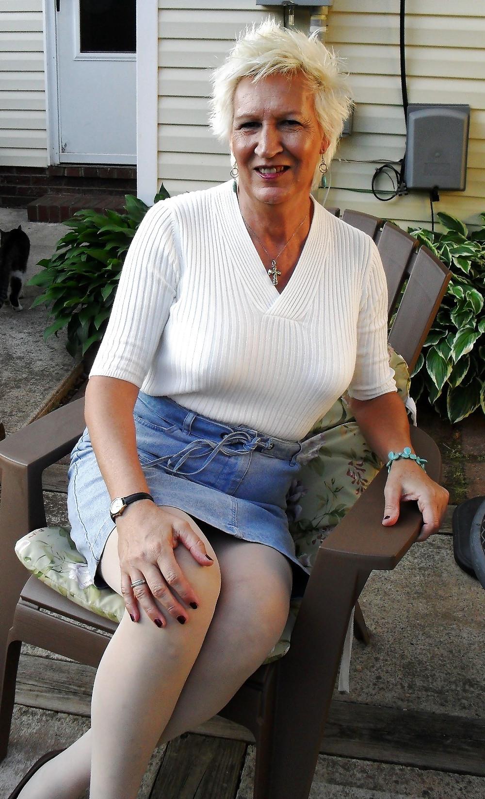 19P Busty women 39 (Old women clothed special).