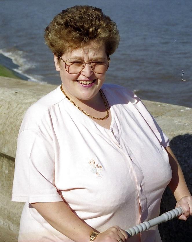 19P Busty women 39 (Old women clothed special).