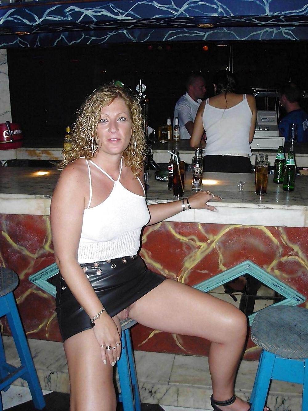 25P Upskirt panties no panties p2