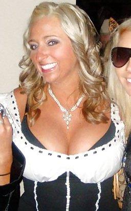 14P Erica (girl on FB who thinks her shit doesnt stink)