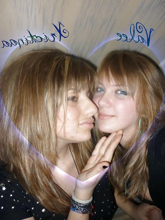 25P Greek Teen Girls 5