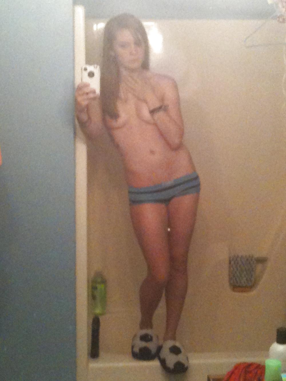 9P Non-nude Ex Self pics