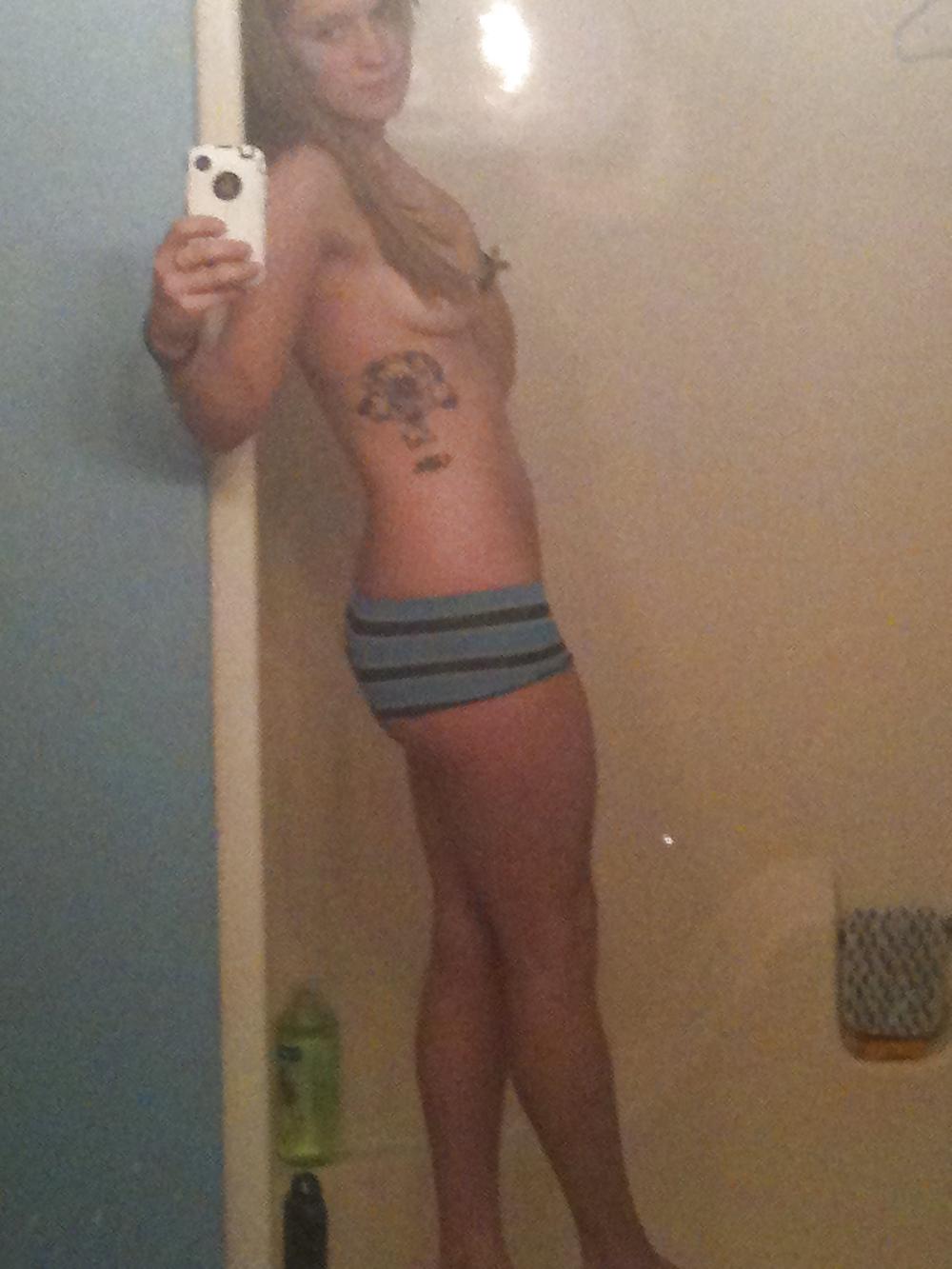 9P Non-nude Ex Self pics