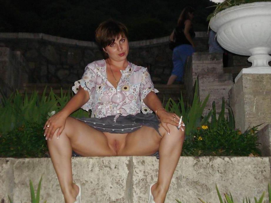 20P Upskirt - 3