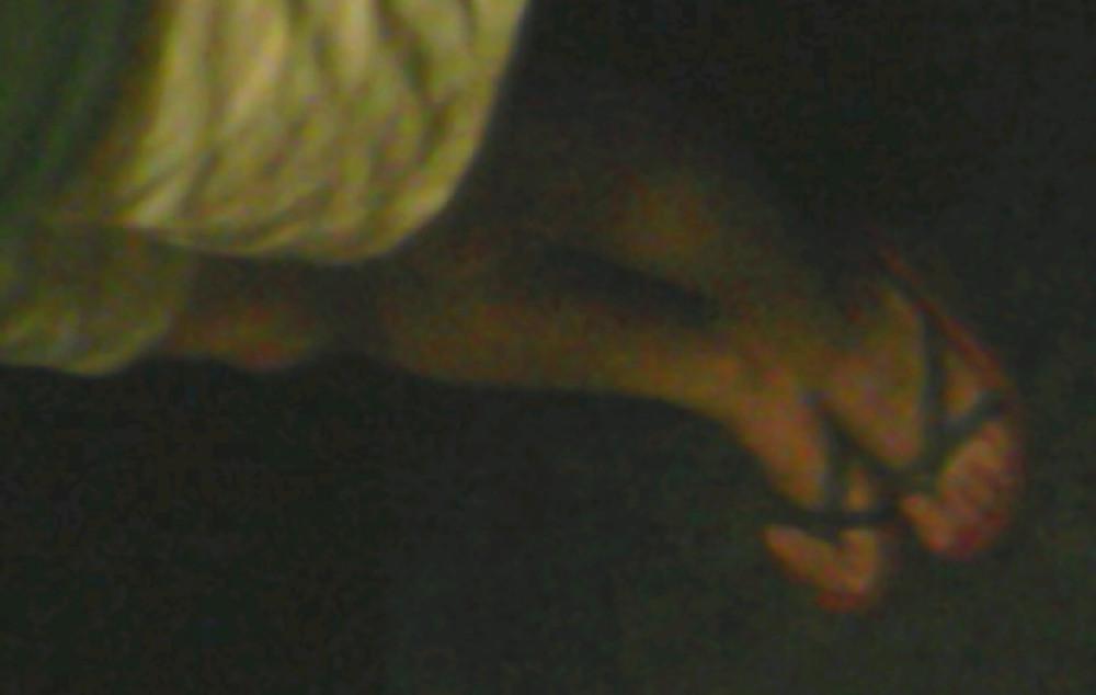 25P Asian feet