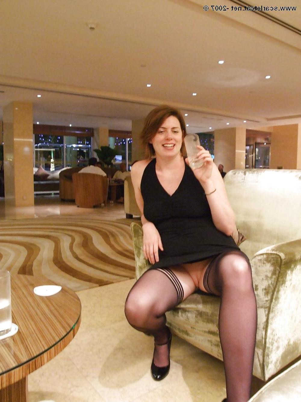 19P Upskirt without panties