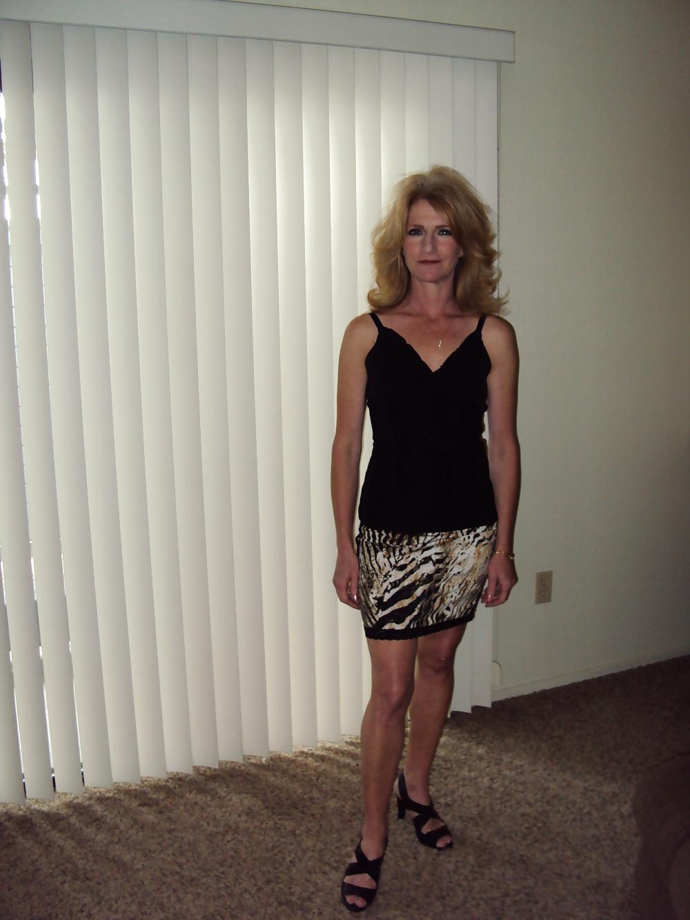 15P Sexy Wife Nude and Non Nude Mix
