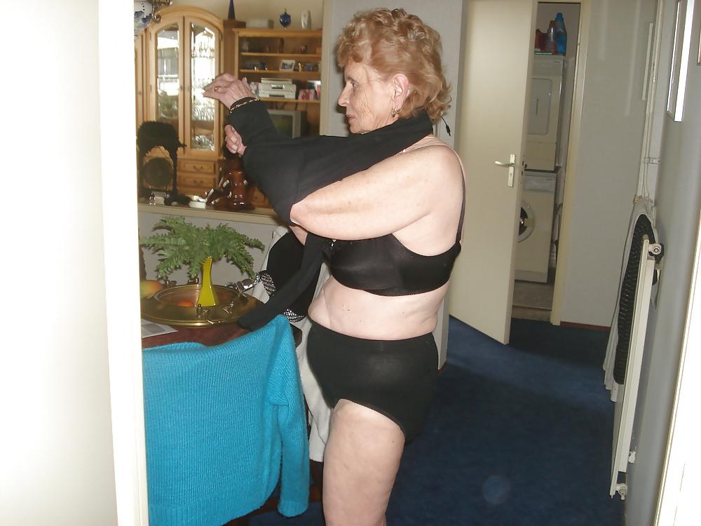 22P 80-years old granny