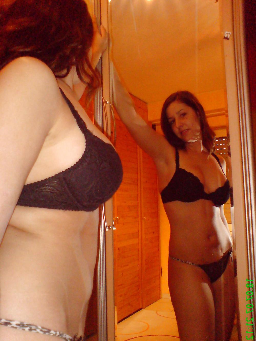 25P Greek Girlfriend