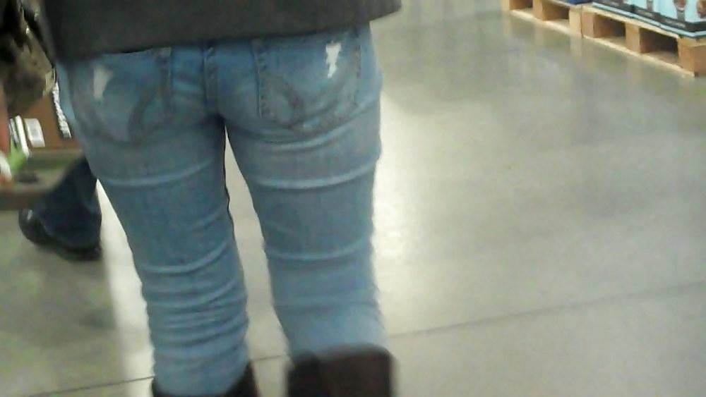 16P Some new ass butt in jeans pictures