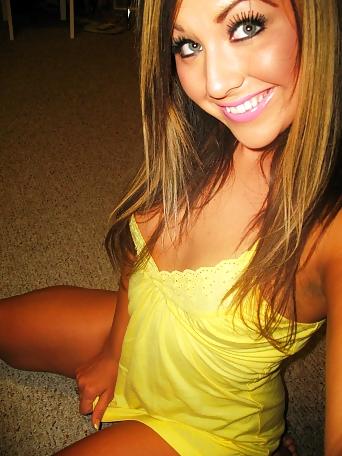 14P Nice (non nude) girls 34