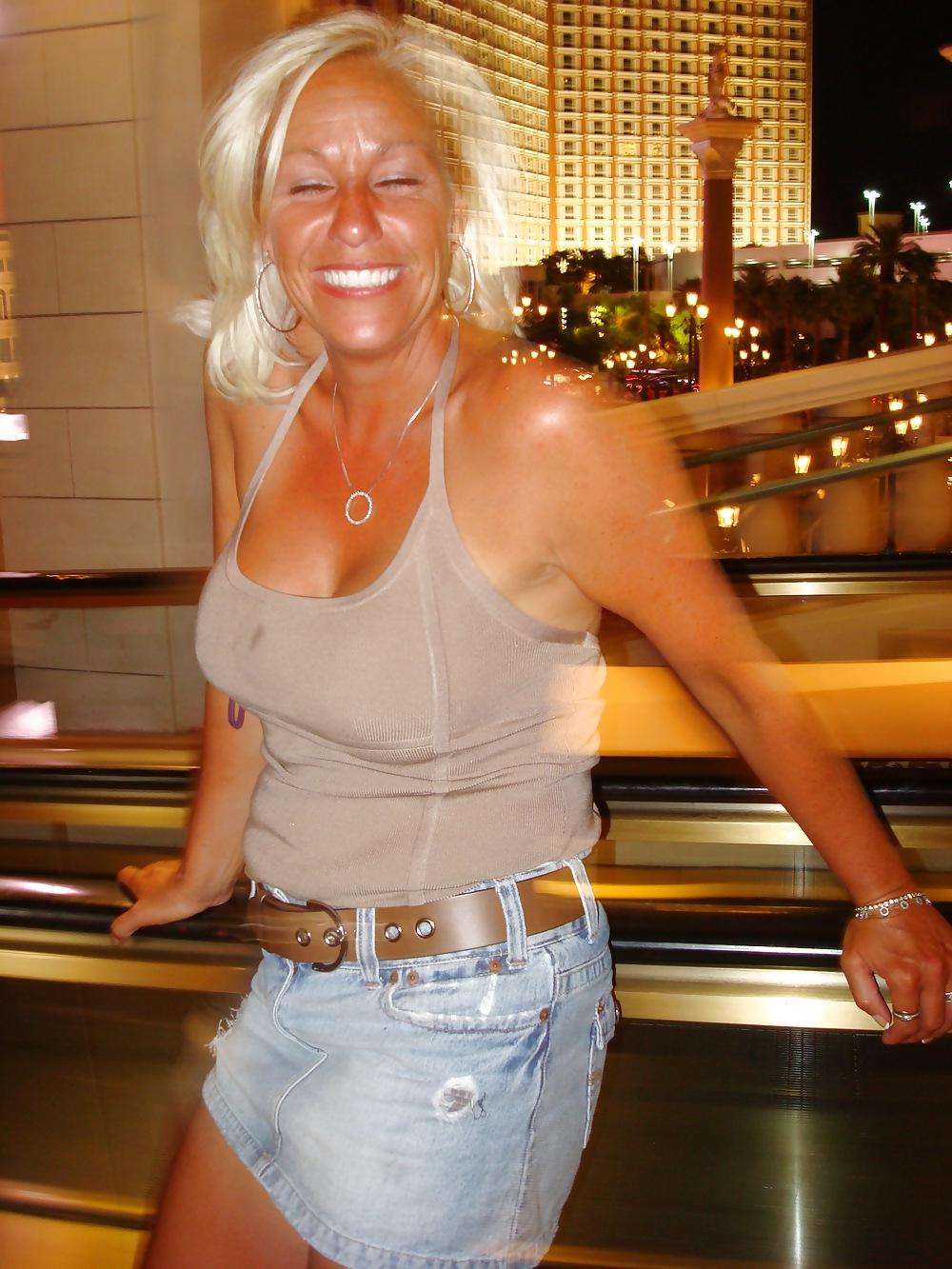 25P Sweet Mature Lady