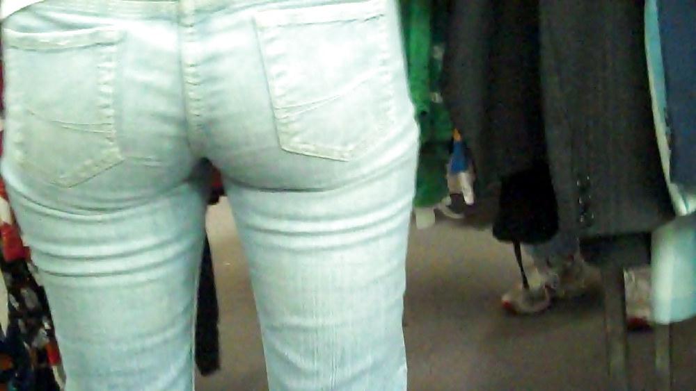 12P Nice ass and butt hiding behind jeans 