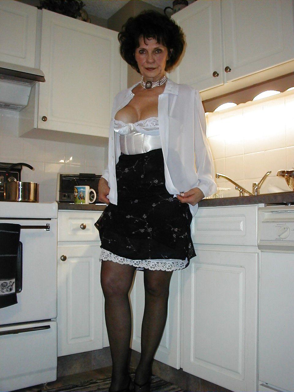 25P More sexy granny Aunt S
