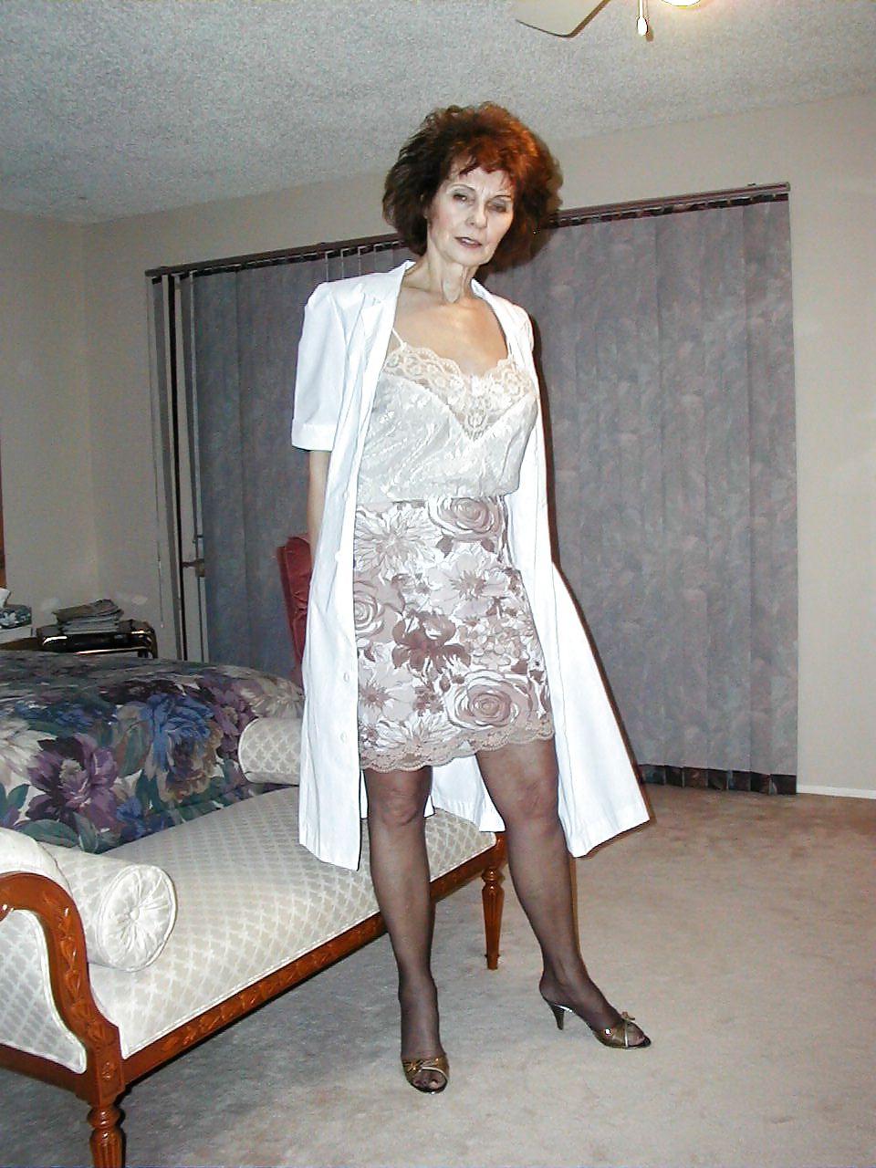 25P More sexy granny Aunt S