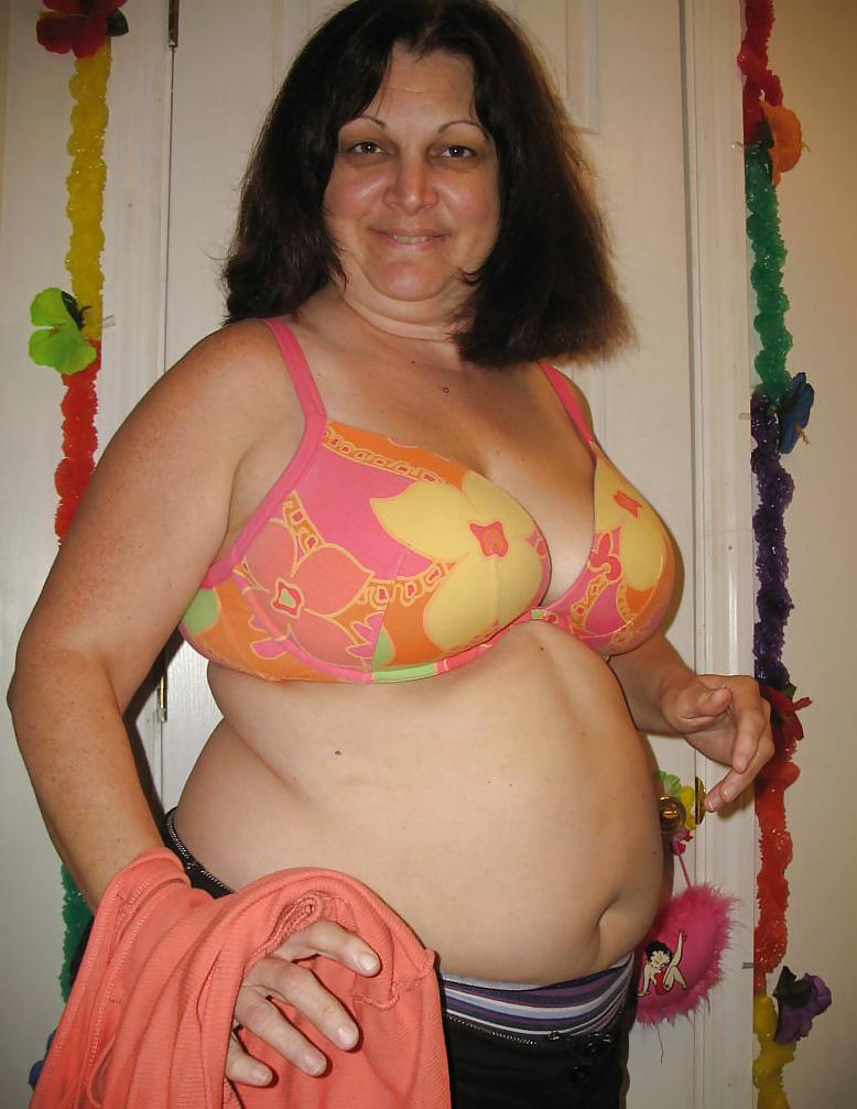 14P Older BBW MILF (without her daughter this time)