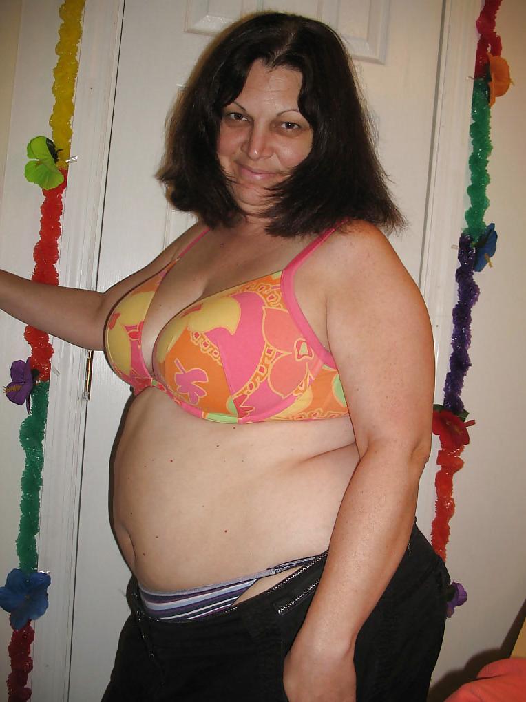 14P Older BBW MILF (without her daughter this time)
