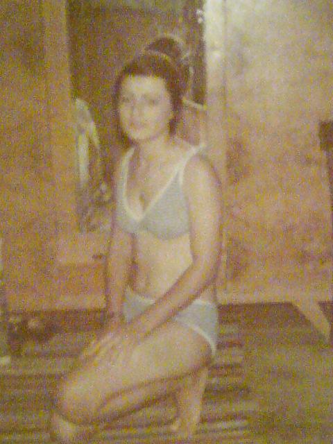 4P My mom abou 30years ago greek milf