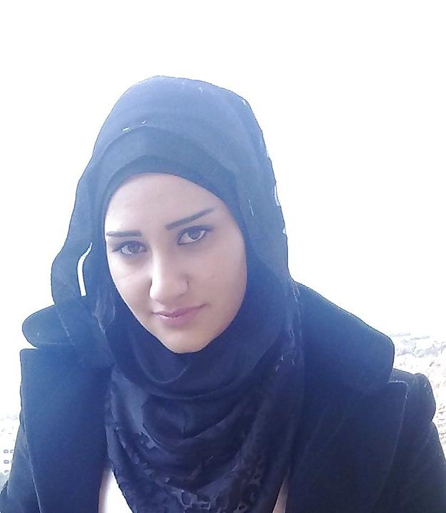 25P Hijab girls 