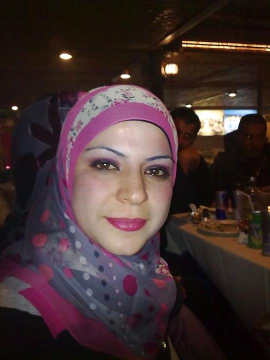 25P Hijab girls 