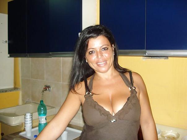 25P Hot MILF from Italy I would fuck!!!