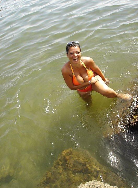 25P Hot MILF from Italy I would fuck!!!