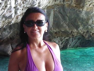 25P Hot MILF from Italy I would fuck!!!