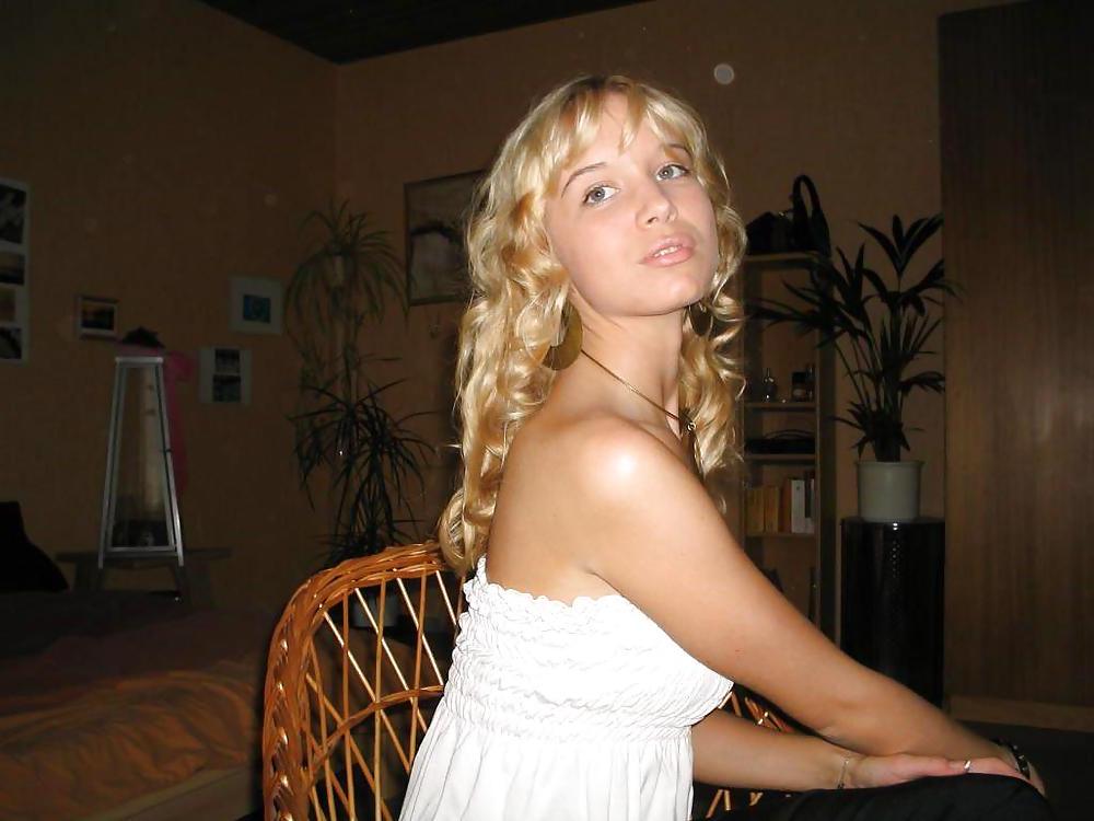 19P Russian Girl Lena