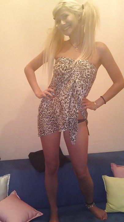 25P Greek blondes part 4