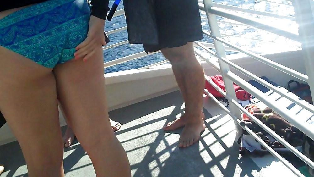 25P Fanny has a nice ass & butt in bikini