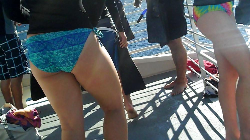 25P Fanny has a nice ass & butt in bikini