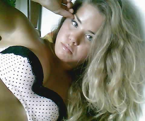 25P Non Nude Just Beautiful
