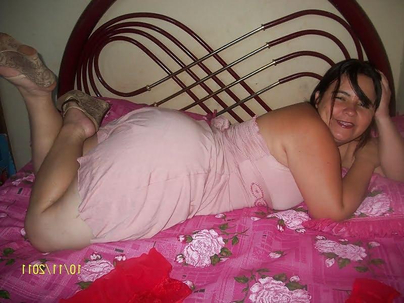 21P Does my butt look big in this dress?