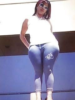 25P Thick asses n tight clothes