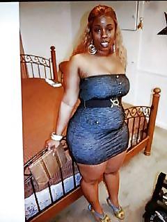 25P Thick asses n tight clothes