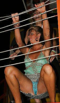 25P Absolutely wild and unbelievably upskirt