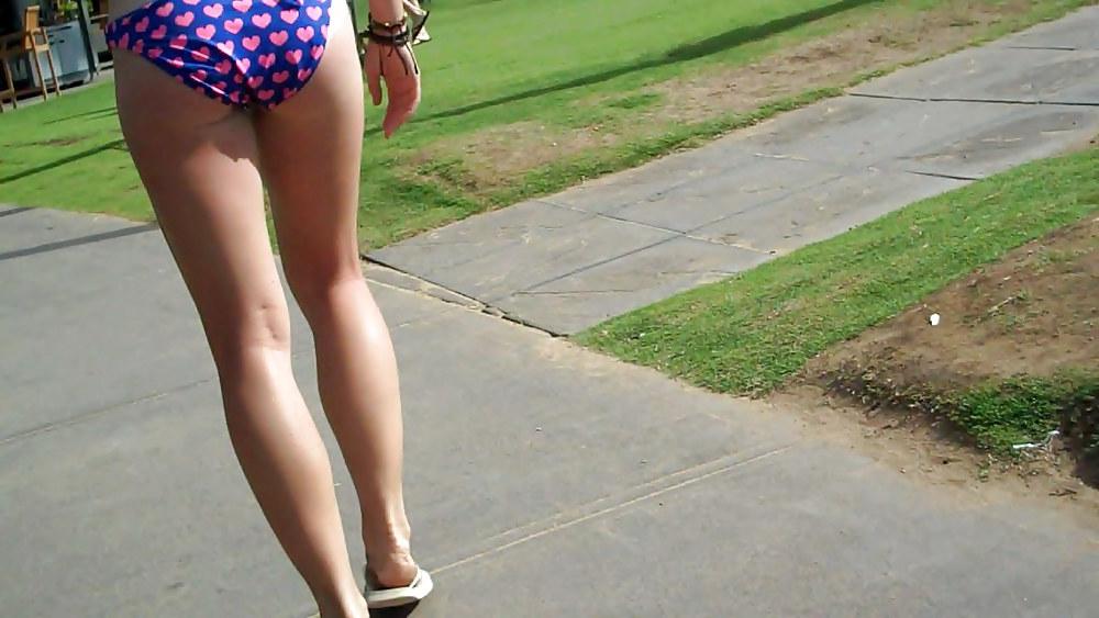 25P Her butt & ass look so good from behind
