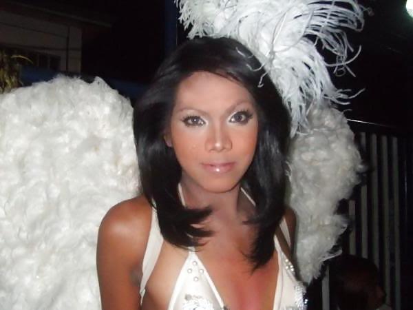 15P Sexy Asian Ladyboys