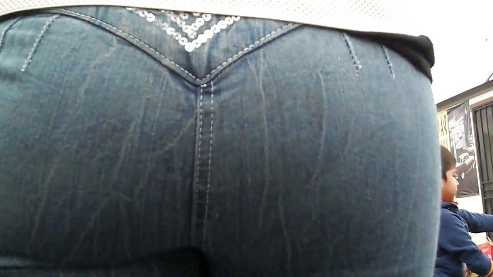 25P Her ass is lovely butt nice in jeans 
