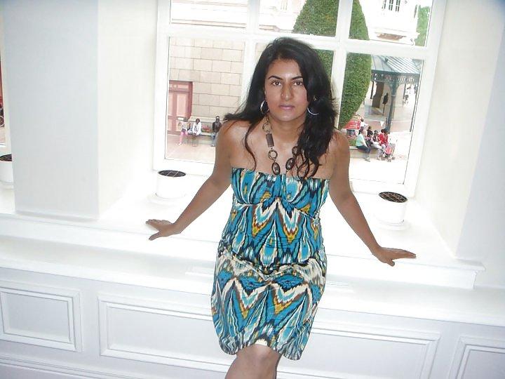 5P Sexy Indian mother and daughter