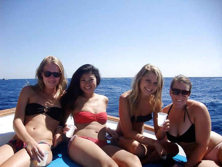25P College Sluts X