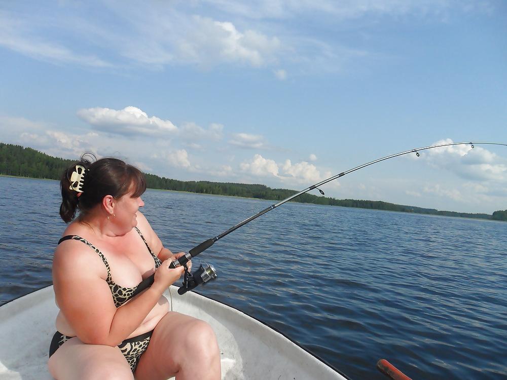 5P Bbw lady fishing