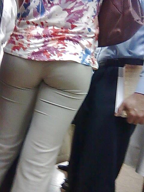 25P Bundas nas ruas da cidade