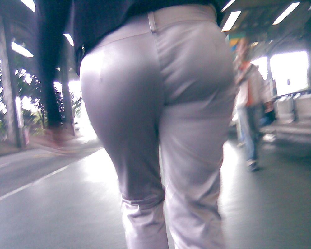 25P Bundas nas ruas da cidade