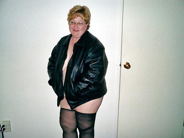 11P Naked BBW